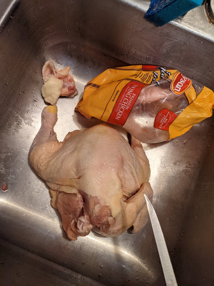 joshmgowan's tweet photo. @TysonBrand We purchase Tyson chickens regularly. This is the first quality issue we've ever had. @TysonFoods pointed me toward you guys. Missing an entire wing. https://t.co/1SgsjWaIri