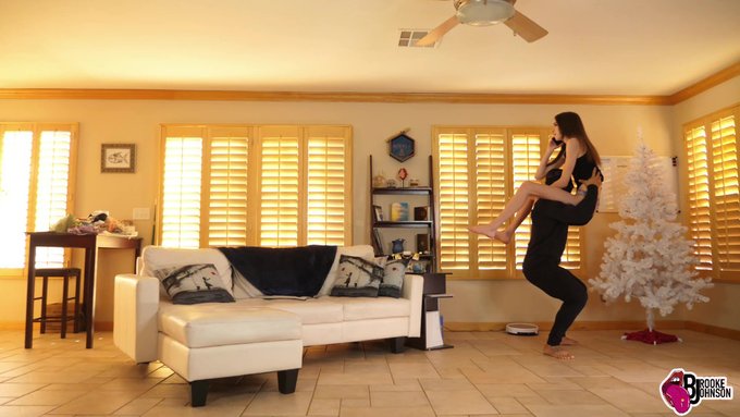 Lift and Carry Femdom https://t.co/UMfVW7Tm5u #realloyalfans https://t.co/oj1wMjmtg2<a href="/tag/realloyalfans"class="tags"><span>#realloyalfans</span></a>