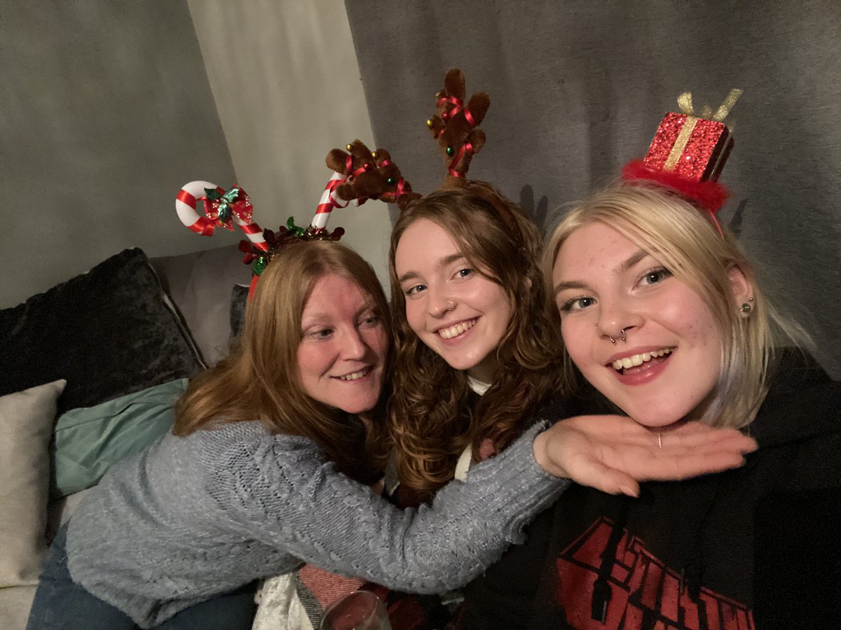 Shelljhall's tweet image. Merry Christmas all!