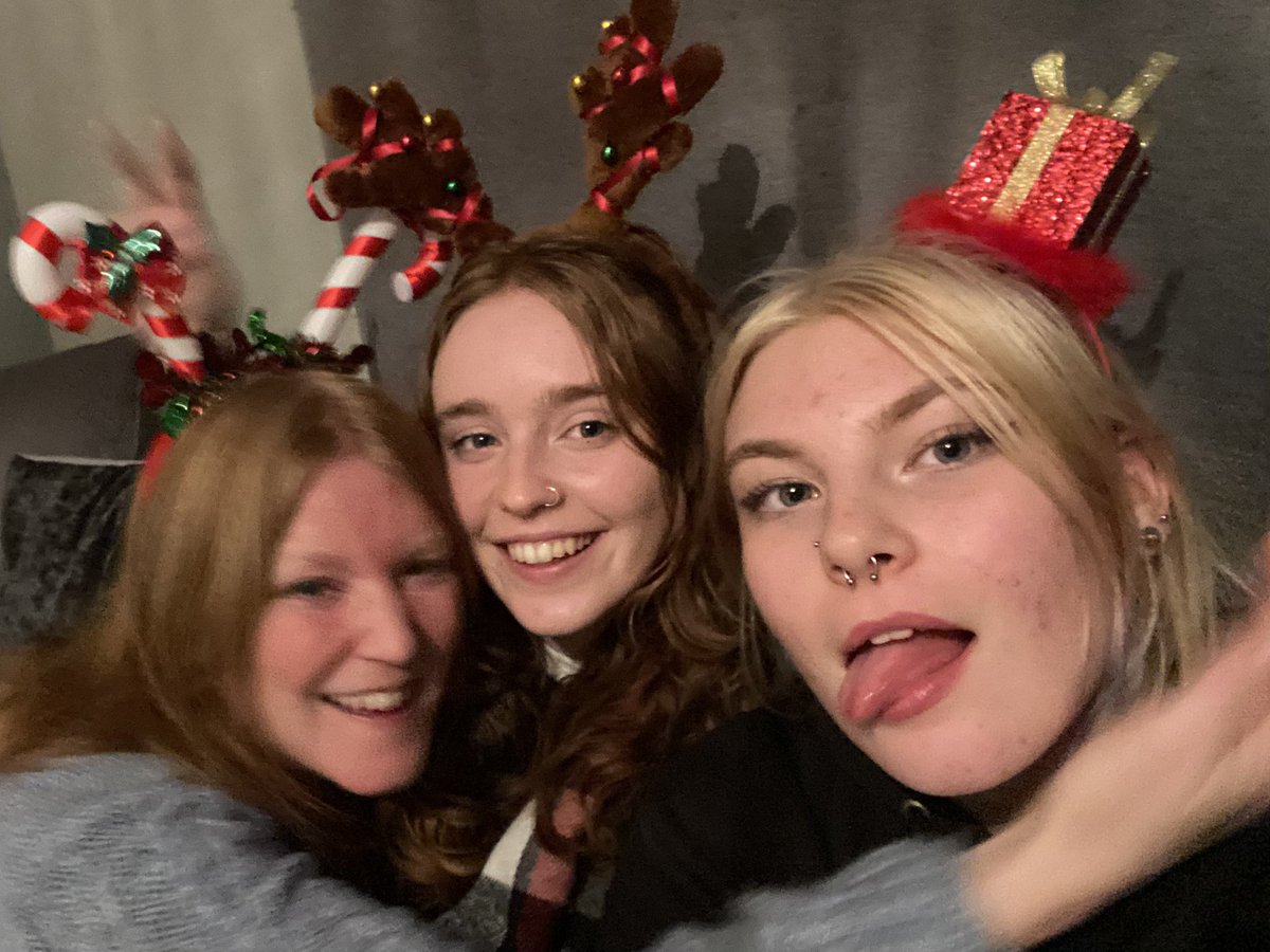 Shelljhall's tweet image. Merry Christmas all!