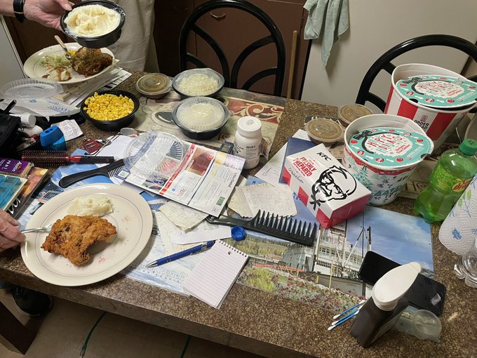 Christmas food! 🎄🎄 https://t.co/psHaAaE3v9