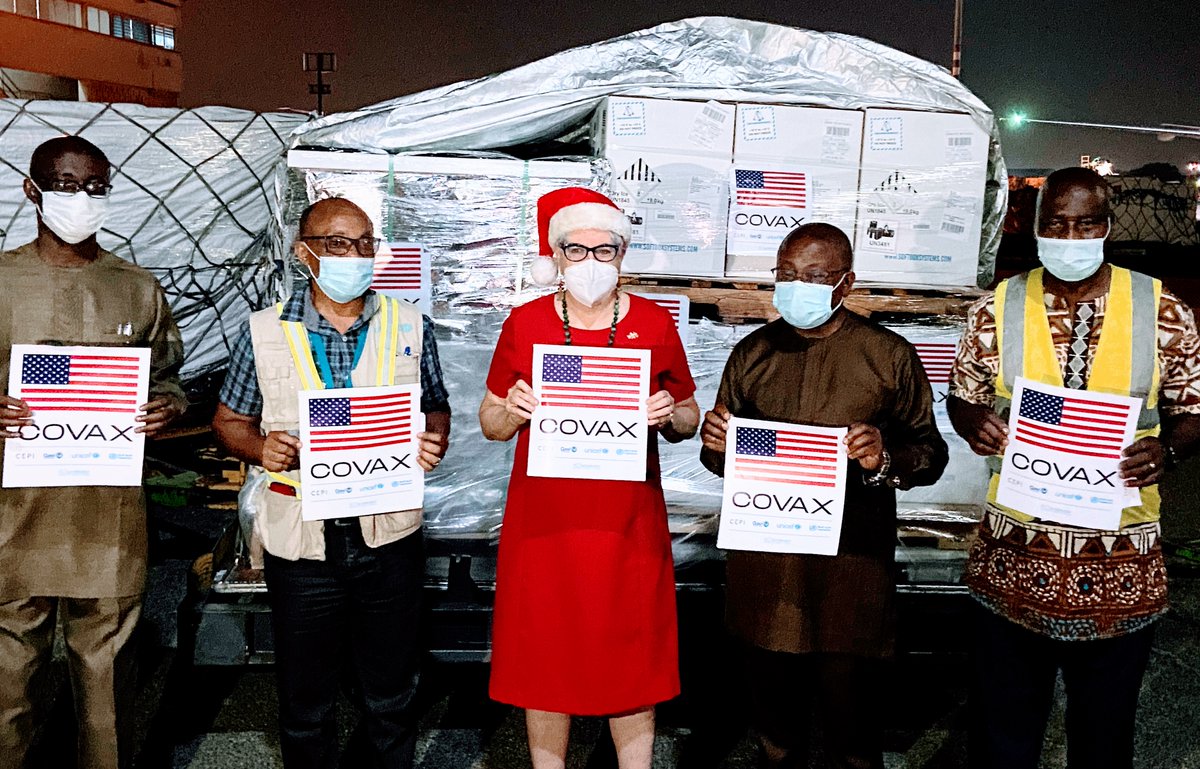 Happy Holidays! With the 1.7 million more Pfizer COVID-19 vaccine doses that arrived on Christmas Eve, the United States has now donated more than 7 million doses to the Ghanaian people since September. December is vaccine month in Ghana…time to get your jab!  #USinGhana #COVAX