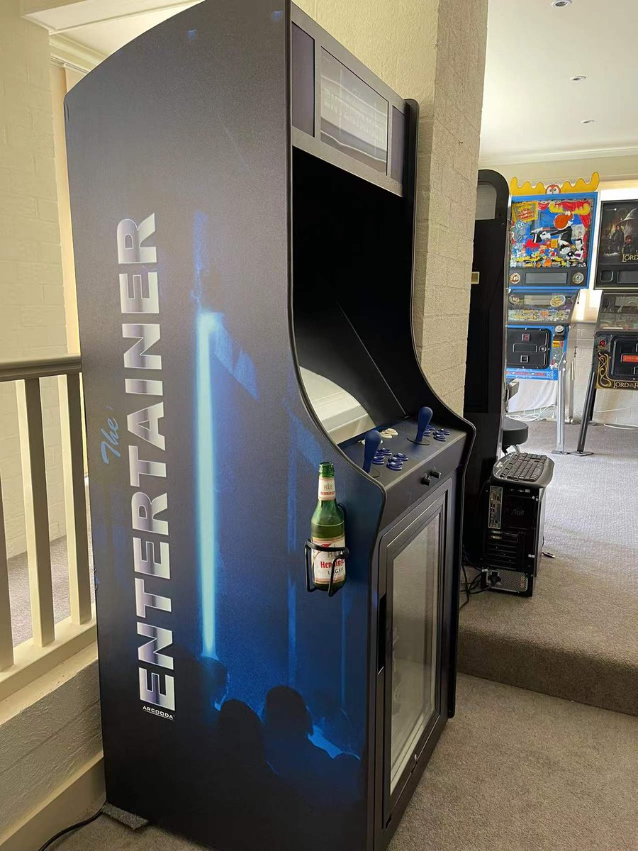 Merry Christmas!

We have been fortunate to restart our manufacturing this year so for this Christmas we will be enjoying the Entertainer machine.

Our best wishes to everyone for Christmas and please look out tomorrow for a gift from Arcooda to all our loyal customers.