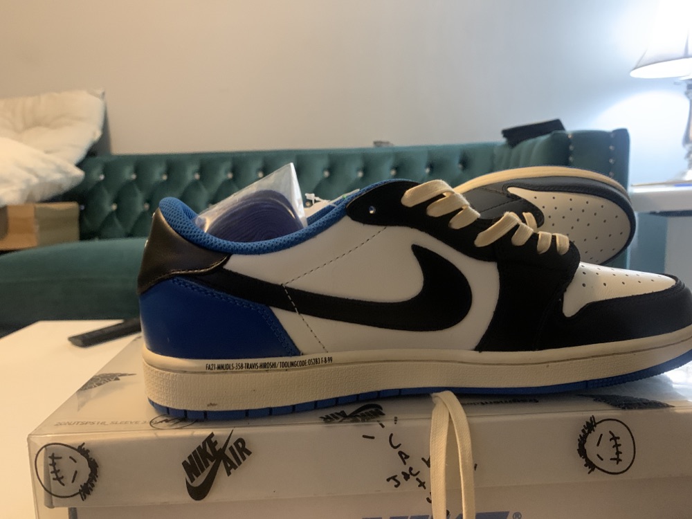 FlipAuctions's tweet photo. Air Jordan 1 Low x Fragment Design x Travis Scott   (White/Black-Royal-Sail) starting at USD 1750. https://t.co/rRAzUTCRnf #AirJordan https://t.co/YEGzjo37dv