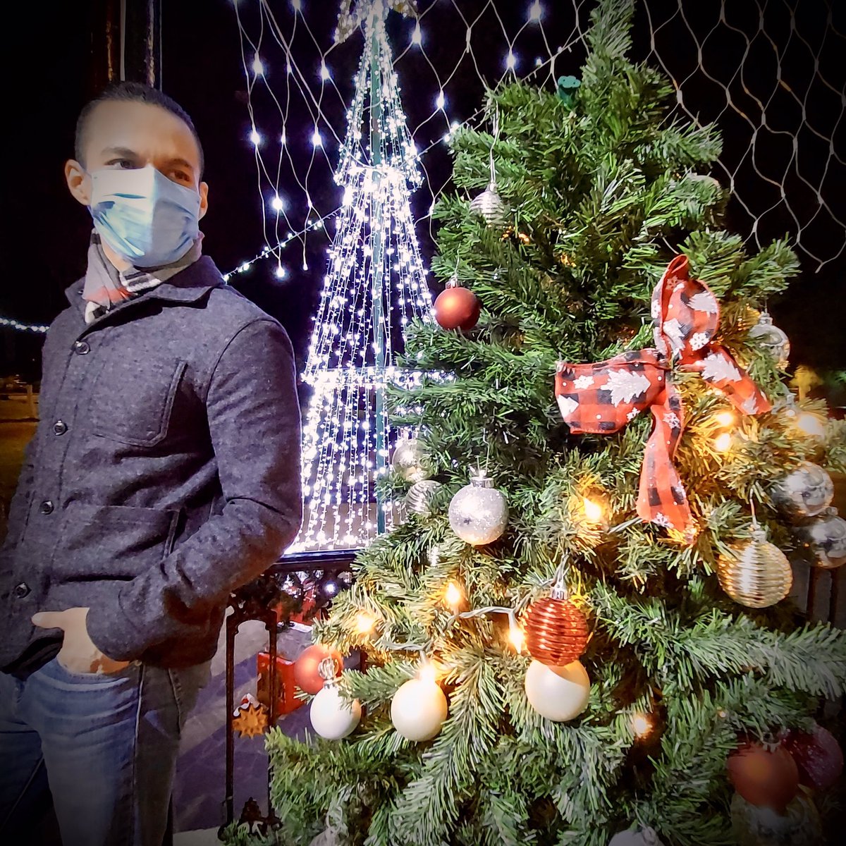 JonaNeto's tweet photo. FELIZ NAVIDAD ❤️ https://t.co/lMb6hds2uK