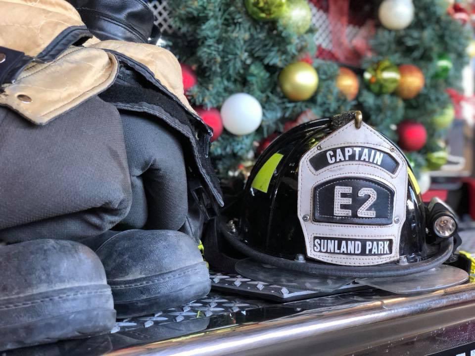USARHazMat's tweet photo. Merry Christmas everyone! Back on Engine-2 for a trade in the morning! Wishing you all a blessed weekend! https://t.co/2f80YKuxaN