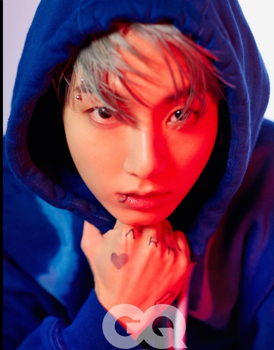 melani0472's tweet photo. Que maravillosa colaboración 
😍😍
Y aprovechando mandándole lo mejor a #MINYOONGI que se mejore y el sabe que todas las army le manda saludos 🤗 
#BTS
#HolidaysWithYoongi 
#GetwellsoonSUGA 
#ARMY https://t.co/Wqc57484iI