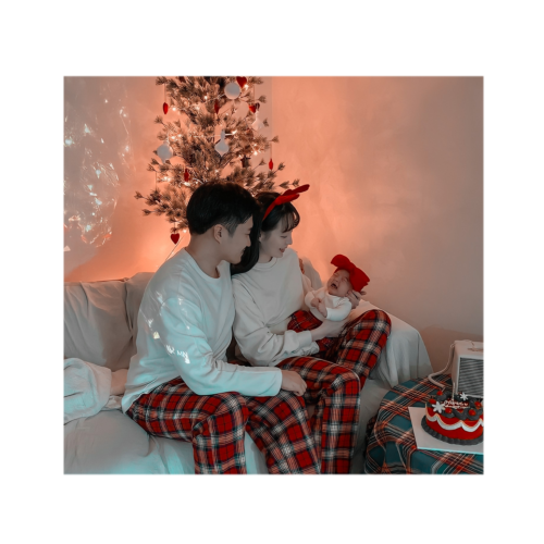 urfraise's tweet photo. ⠀⠀⠀
 ㅤㅤㅤㅤㅤ❛  Joyeux Noël : 🎄
ㅤㅤㅤㅤㅤ (𝒉).𝒐𝒎𝒆 — 00:00 
ㅤㅤ https://t.co/RDgoU9QZju