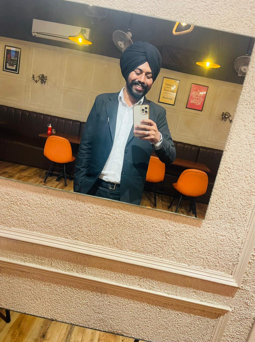 officialakash07's tweet photo. Life wiLl bE aWeSoMe.......WHEN u KICK nEgAtiVE MINDED pEopLe.....🌸 https://t.co/hGknhyhDvN