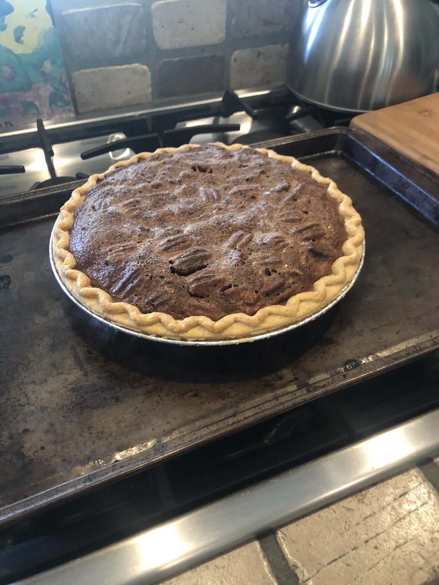 blueschists's tweet photo. anyway heres a pie https://t.co/aFI8rJnbw0