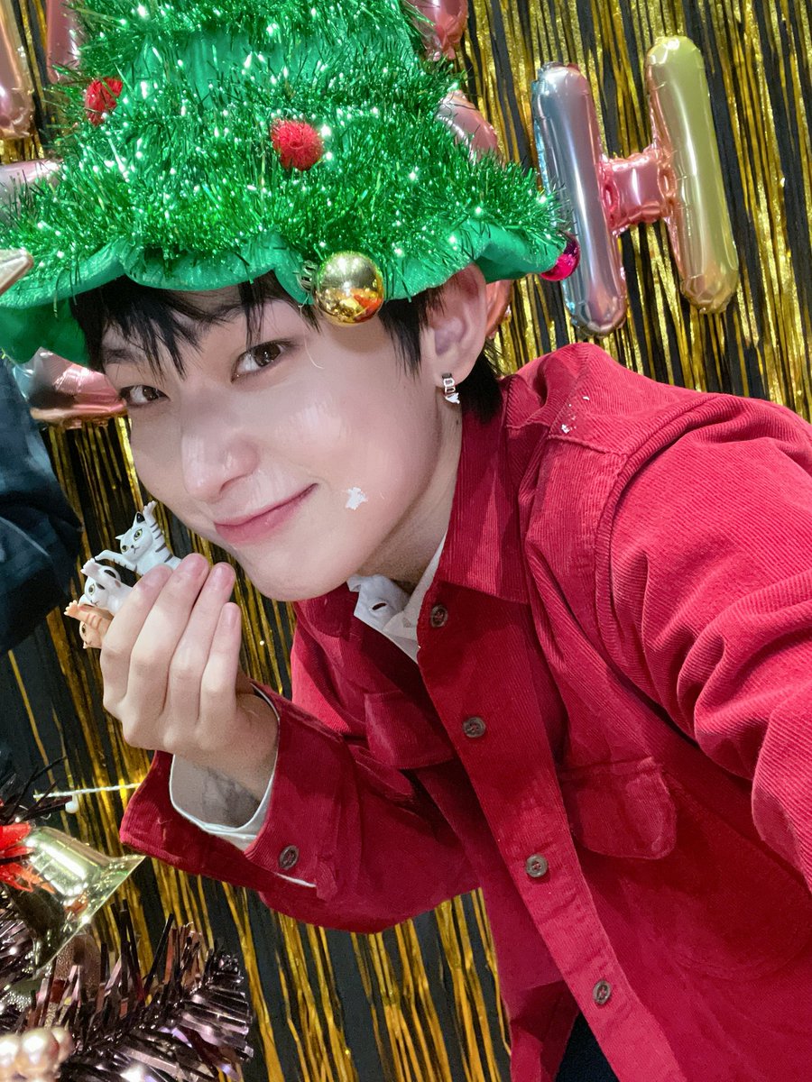 bubbaarloo's tweet photo. ~☆~

              merry christmas!

                                                     ~☆~ https://t.co/L0IntsCQen