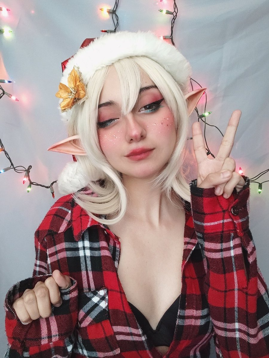 MoonDoll_Cos's tweet photo. Listos para sus regalos de navidad? ✨

#elf #elfcosplay #cosplaygirl #christmascosplay https://t.co/dpfcZzSJan