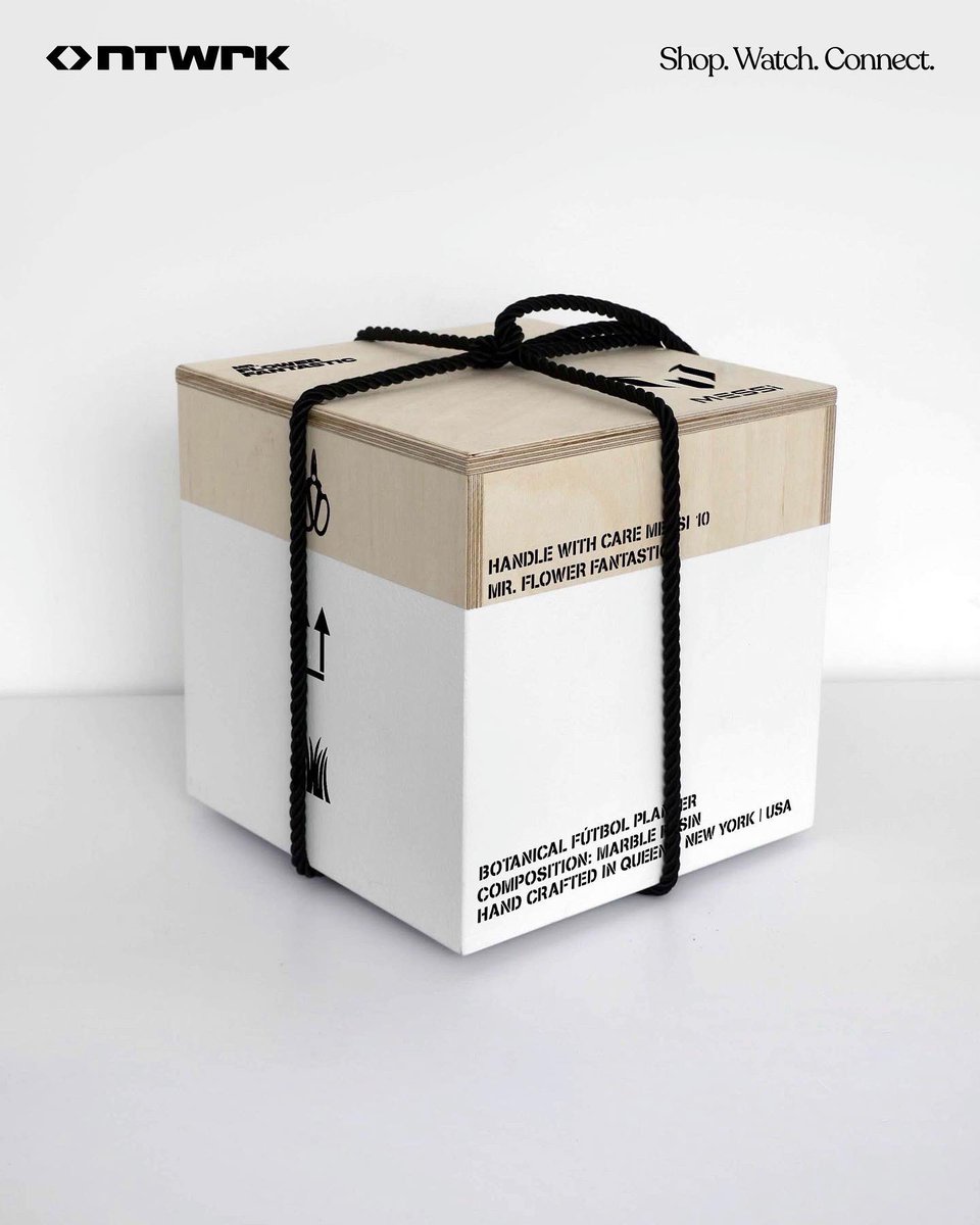 NTWRKLIVE's tweet photo. GIVEAWAY 🚨🌸⚠️⚽️ https://t.co/VYXVotekcj

We're spreading the holiday cheer and blessing one lucky person with the Handle With Care Messi 10—a handcrafted marble planter designed by #MrFlowerFantastic for #TheMessiStore

Tap the ig link above to enter! #messi #flowers #football https://t.co/GjyFyGAorJ
