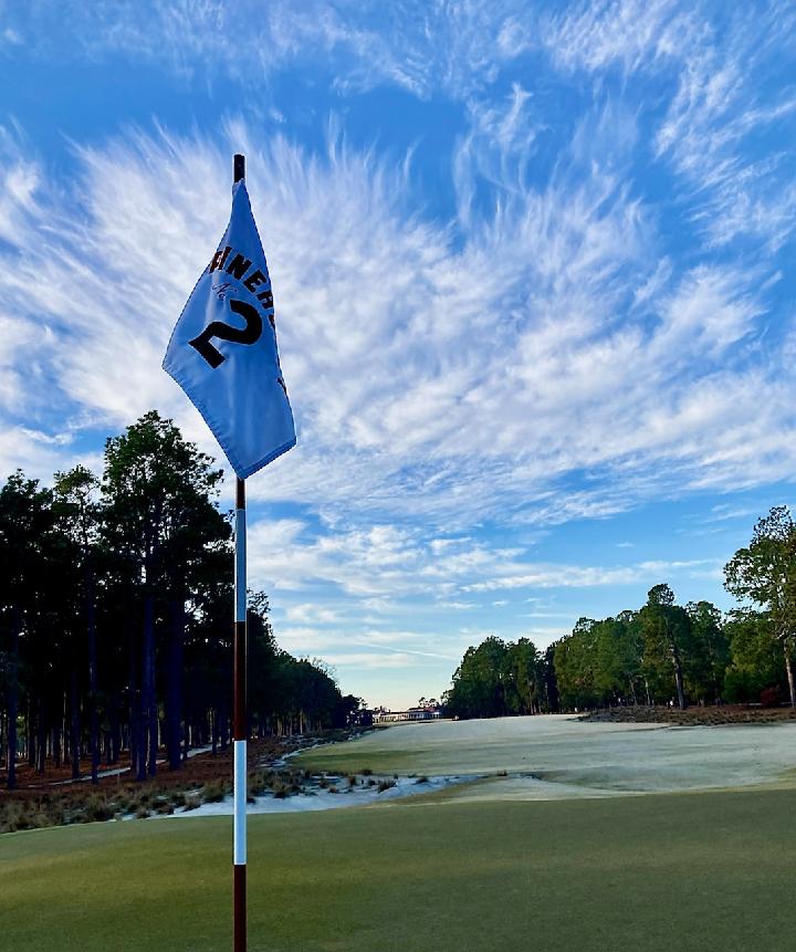PinehurstResort's tweet image. It is, after all, the season of giving. 

So, maybe we should allow a few gimmes on Pinehurst No. 2.

We'll see you here on Christmas. Have your retweeting fingers ready. Tell a friend.