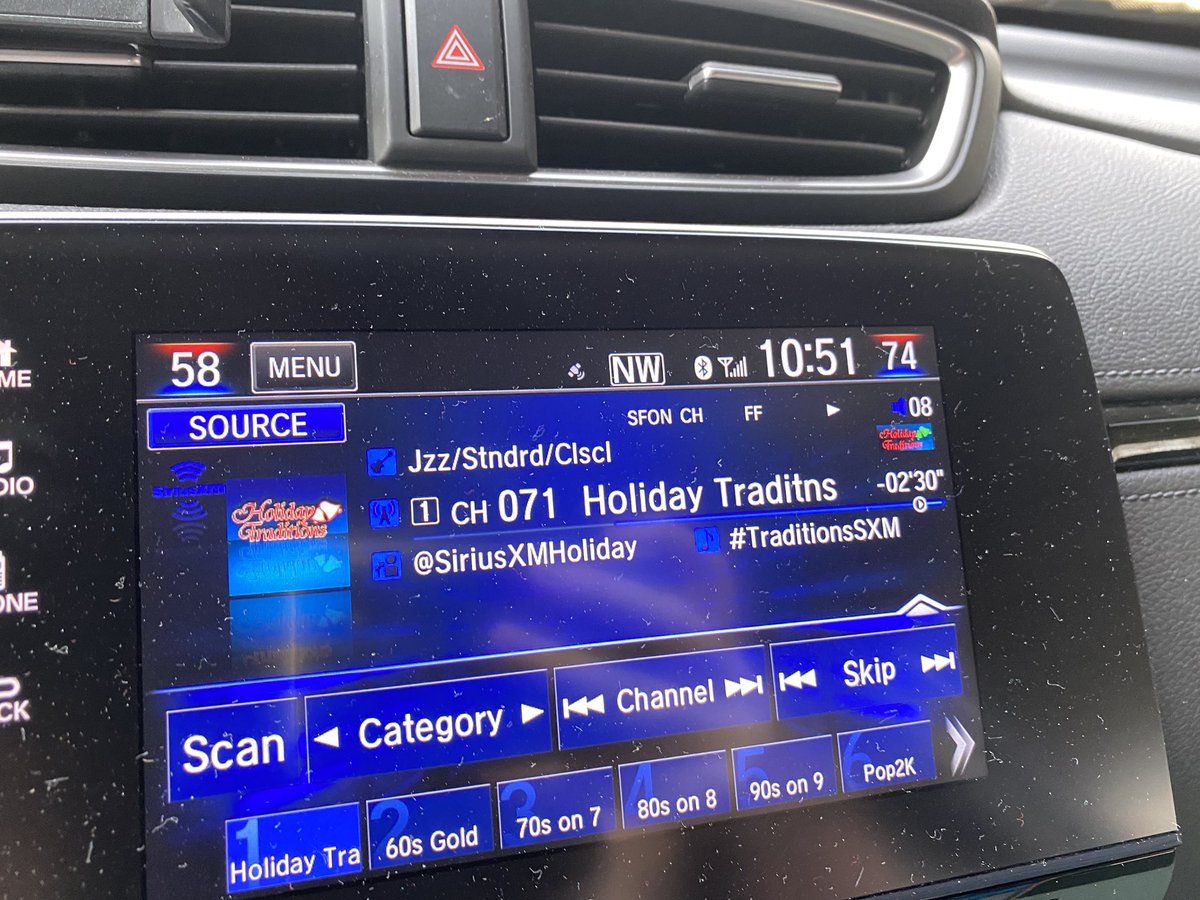 AbbeyJBolton's tweet photo. On a lil trip to Northwest Ohio with Grandma… this is how I deal with the different temperature needs in the car 🥵🥶🎄🚙 https://t.co/mDo2GTDGps