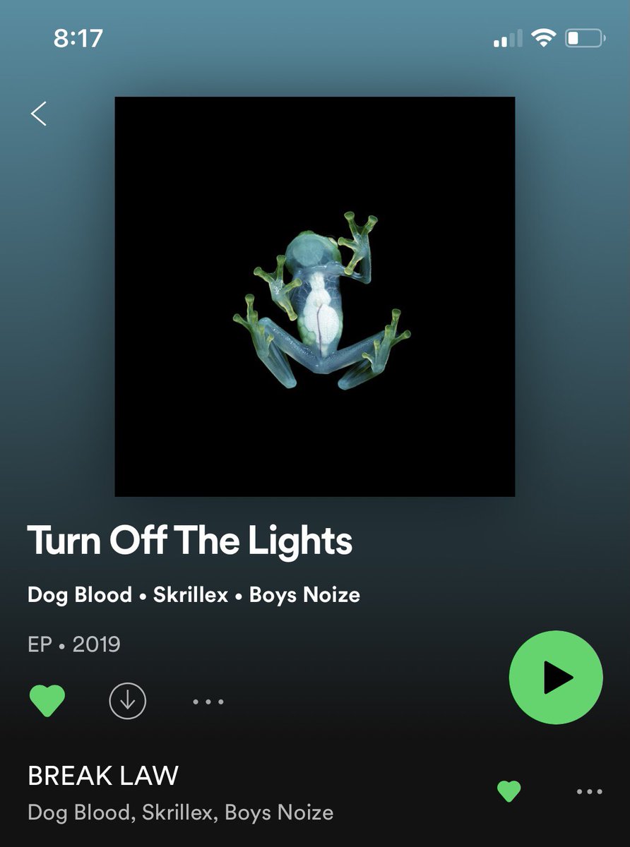 koti_0_0's tweet photo. @handoesthings Reminds me of the “Turn Off the Lights” album cover https://t.co/16yjlwb8Nr