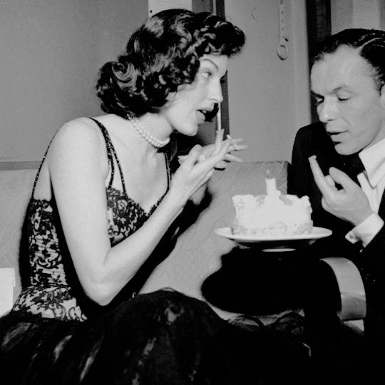 gardnerarchive's tweet photo. the fairest and truest of them all. happy birthday, ava, my darling girl. forever dedicated and devoted to you. ♡

🕊 (1922-1990) 🕊 https://t.co/tFRD4ZMb27