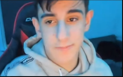 EPlCGAMR's tweet photo. @SerkaniFN cutie <3 https://t.co/5ZgqRIVGMC
