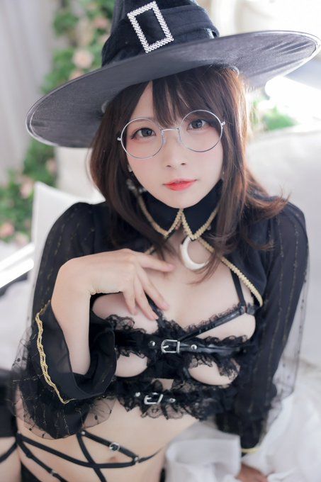 Twitterのコスプレ画像16