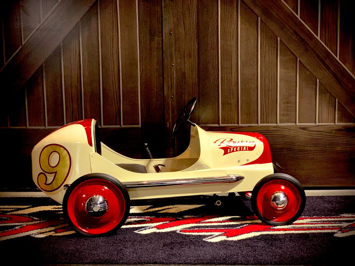 Flea Ruzic tweet media