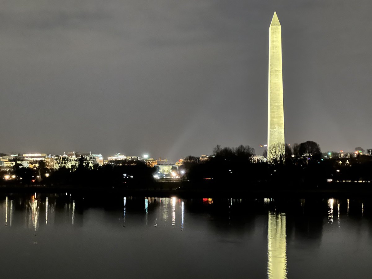 pranu's tweet image. Love this city! Merry Christmas All!