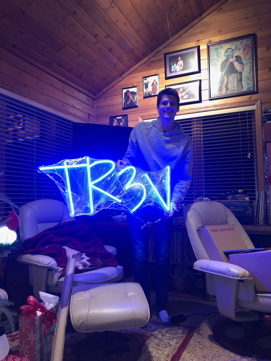 __Tr3v__'s tweet photo. My amazing and beautiful wife @___J3N___ got me my very own NEON SIGN for Christmas!! Can’t wait to hang this in my stream room!! 😱

Happy Holidays everyone!! Stay safe! ❤️ https://t.co/UqLCLf8Ymy