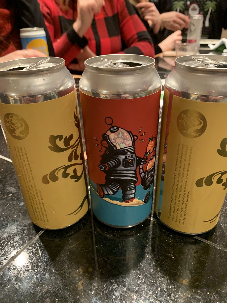 sullivan_bo's tweet photo. Wouldn’t be Christmas Eve without @TreeHouseBrewCo @treehousedean  Merry Christmas to all! https://t.co/Rj8E7p2Me6