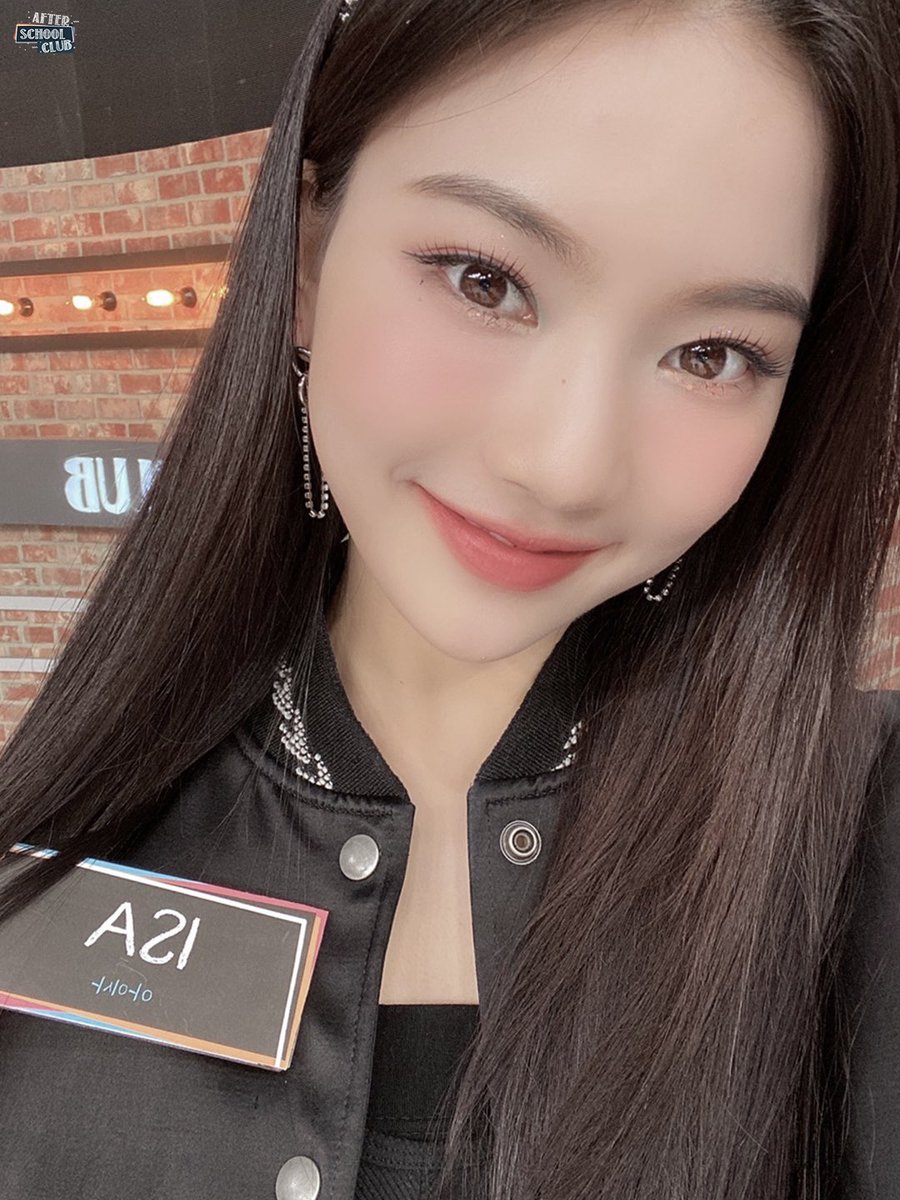 ✨🎄✨
⠀
#STAYC_ASC #STAYC <a href="/STAYC_official/">STAYC(스테이씨)</a>
