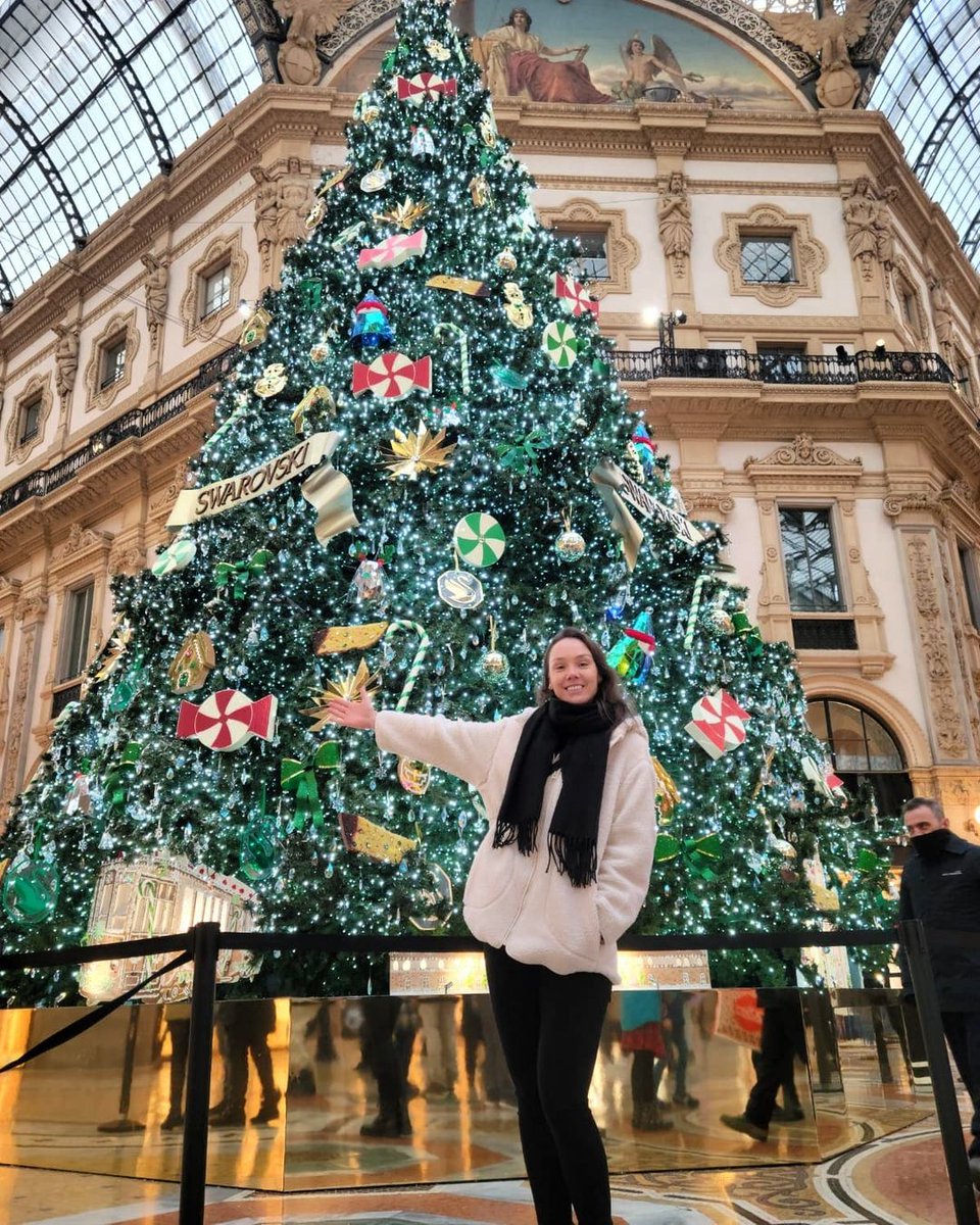 onecikar's tweet photo. Feliz Natal!🎅🏼

E aqui vai o meu muito obrigado por mais um ano e por estarmos aqui hoje com saúde.

Desejo a todos vocês um Feliz Natal, cheinho de amor 🙏🏻❤️ https://t.co/hbjPilIqC5