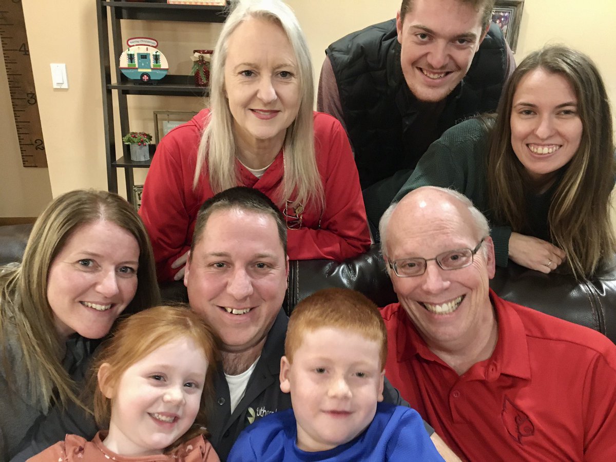 KKcards's tweet photo. Merry Christmas from the Klein family to yours! Best wishes to all for a happy holiday season 🎄 https://t.co/owZ4DhpJqh