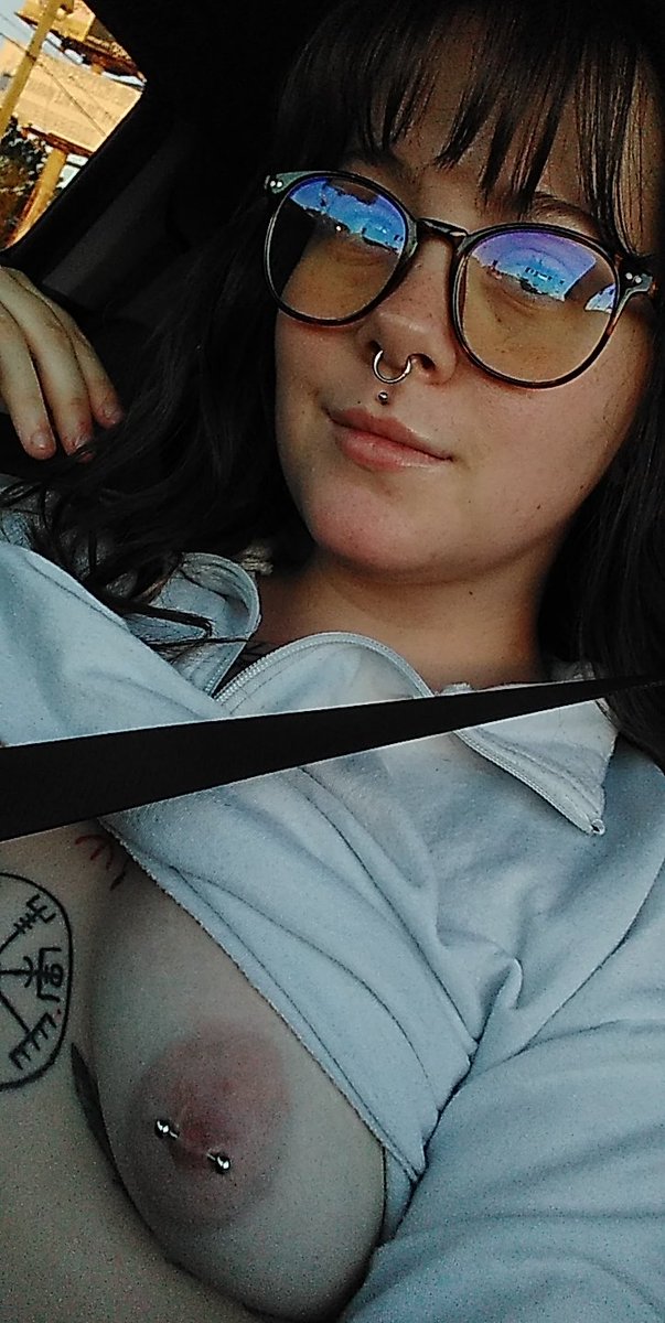 lilybugg16's tweet photo. Wanna cum read with me? 
https://t.co/FEhdBJEnGD
#booktwt #ContentCreator #babygirl #buyingcontent #books #followme #SpiderManNoWayHome #Airdrop #onlyfans https://t.co/G4H2ZJibzE