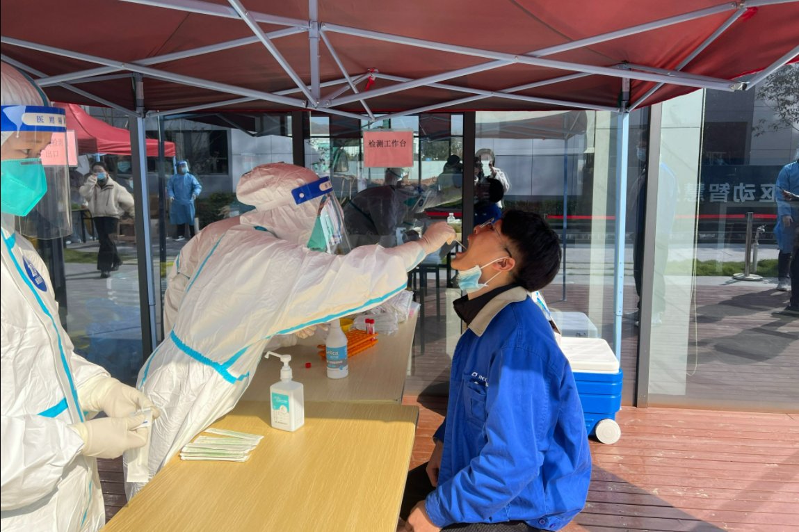 Jiecangtech's tweet photo. Nucleic acid testing for all employees.
Appreciated  for all medical personnel's hard work. 
It is everyone's duty to fight against the epidemic. We believe we can make it ！
# Medical # fight epidemic # Nucleic acid testing https://t.co/LVrxouA2Wa