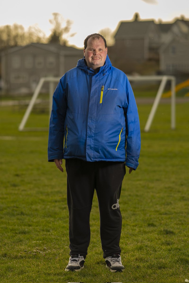 frankiemacd's tweet photo. #frankiemacdonald Professional Photos of Frankie MacDonald taken by Professional photographer John Ratchford and it looks great Part 2 https://t.co/GHJ0FCUEOF