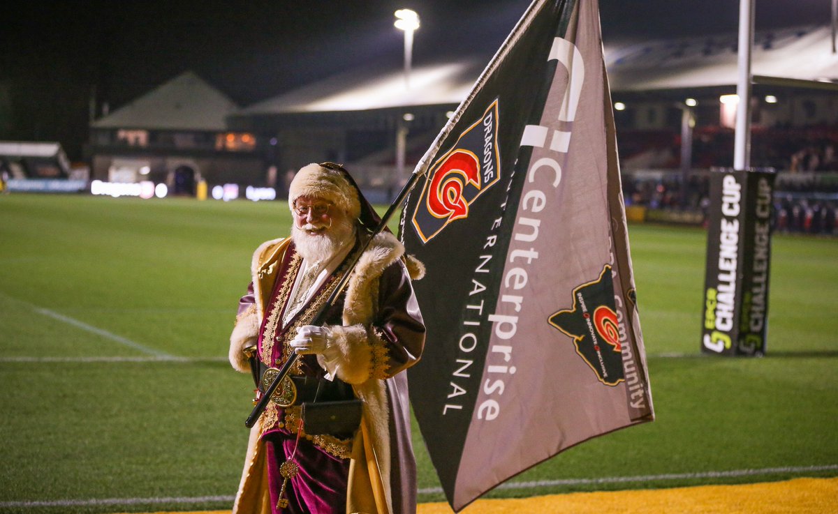 DRA_Community's tweet photo. Happy Christmas morning all.
Hope all our @dragonsrugby #DragonsFamily have an amazing day with family and friends
#CovidCompliant
#MerryChristmas π
#SantahasBeen π https://t.co/rVsZ8UWTzD