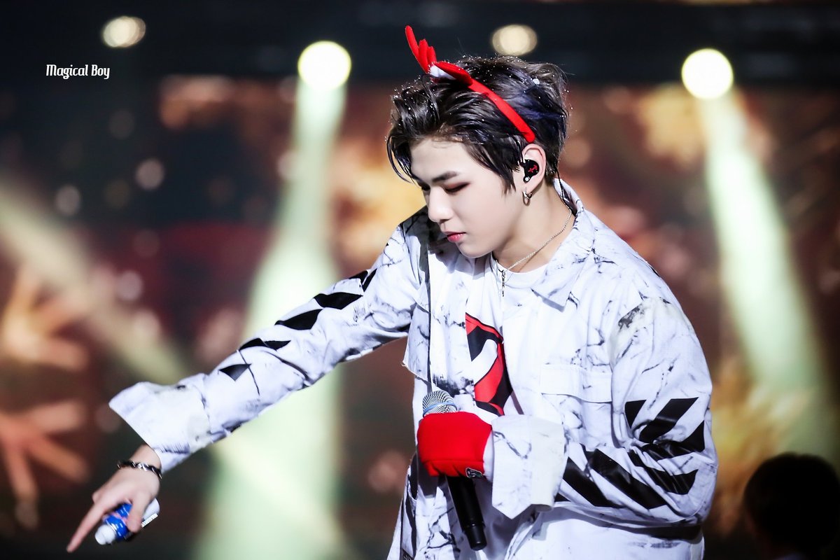 🎄𝗠𝗲𝗿𝗿𝘆 𝗖𝗵𝗿𝗶𝘀𝘁𝗺𝗮𝘀!🎄

#강다니엘 #KANGDANIEL