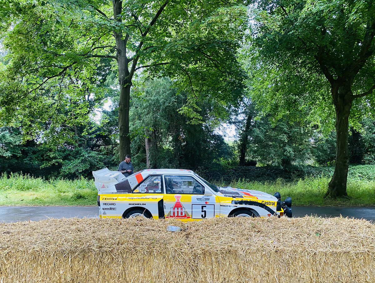 Foyley111's tweet photo. 12 Days of 2021 #5of12 @fosgoodwood #S1E2 #A4q #TomK #flatunderbridge 🏁 https://t.co/aPWPs0RgQc