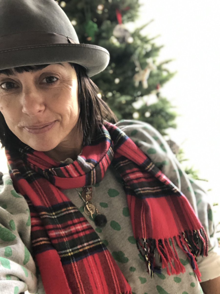 Constance Zimmer tweet media