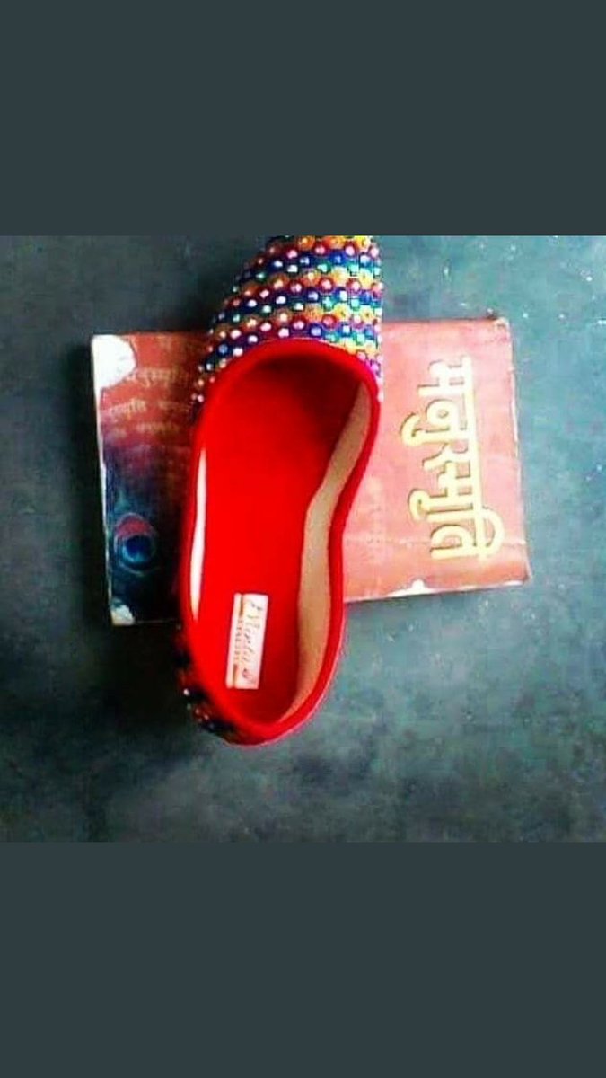 #मनुस्मृति_दहन_दिवस_की_बधाईOn this day in 1927 , Baba Saheb Dr Ambedkar had burnt Manusmriti as a symbol of rejection of religious discrimination and untouchability.
#मनुस्मृति_दहन_दिवस_की_बधाई