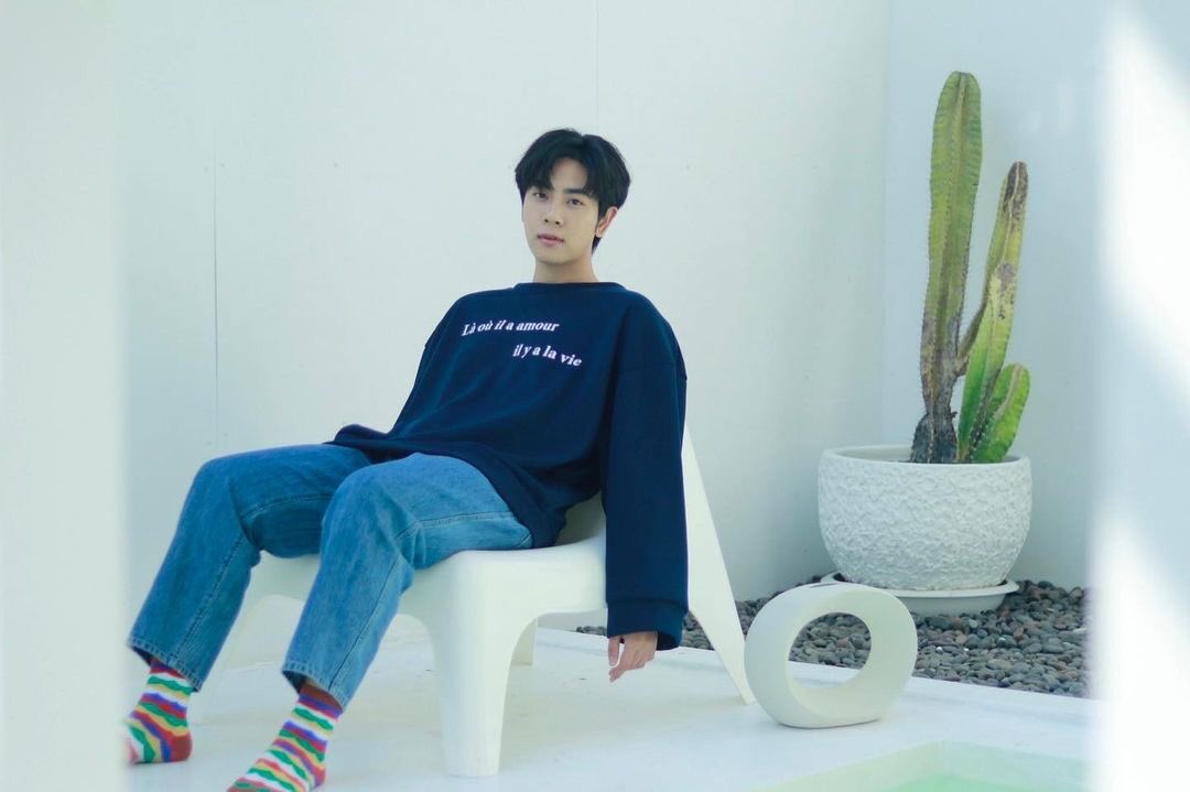 MixOfficialFC's tweet photo. ⓘ ผู้ใช้บัญชีนี้กำลังสั่งซื้อ #xiwofficial “XIW QUOTES SWEATER COLLECTION” 💙

Là où il a amour il y a la vie 
: ที่ใดมีความรัก ที่นั่นมีชีวิต

💌 PRE-ORDER NOW!
🖇 : https://t.co/7slkUAUeUU

#mixxiw @wixxiws
#ส่วนผสมของมิกซ์ https://t.co/D76z82YoJh