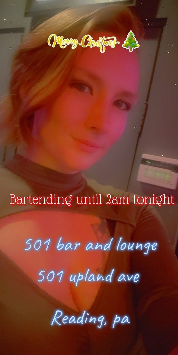 classicstella1's tweet photo. Christmas eve come and hang out and drink a stella I'm open till 2am! https://t.co/JG9owWhCvi
