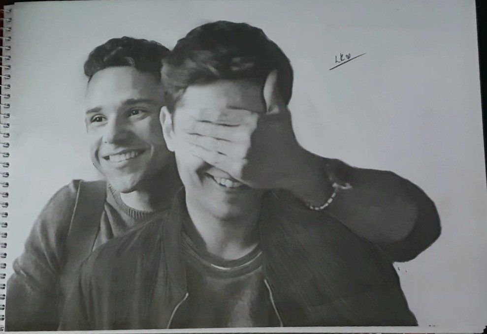 cosmicloustat's tweet photo. Season 3 Tarlos drawing 🥺
#911LoneStar https://t.co/IdtEZ3OlKk