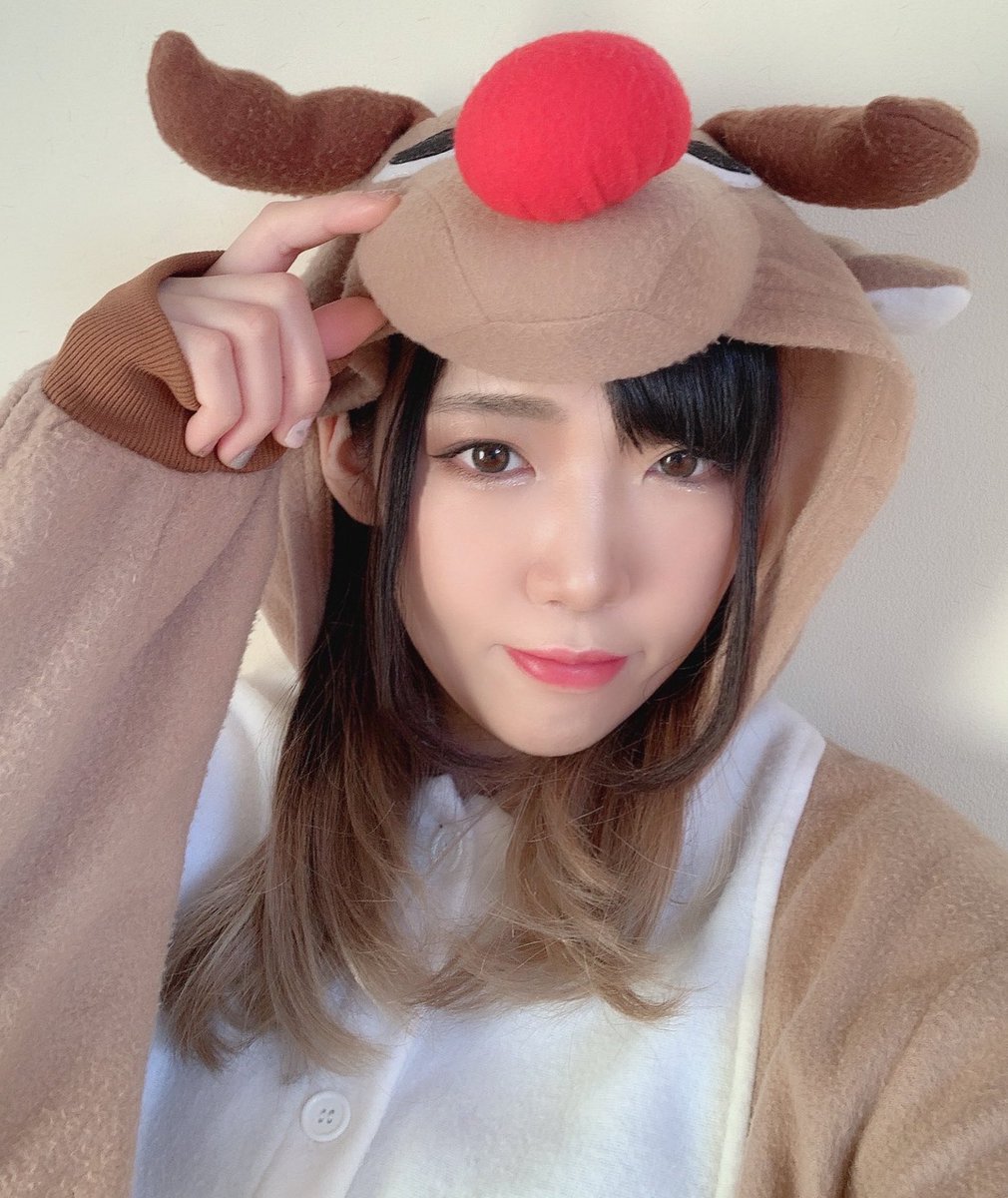 WE BOTH GIVE SPECIAL GIFT OF US FOR MERRY CHRISTMAS!! YOU ENJOY AND HAVE FUN TIME! WE ALWAYS WATCH! 🎄🥚👀😘