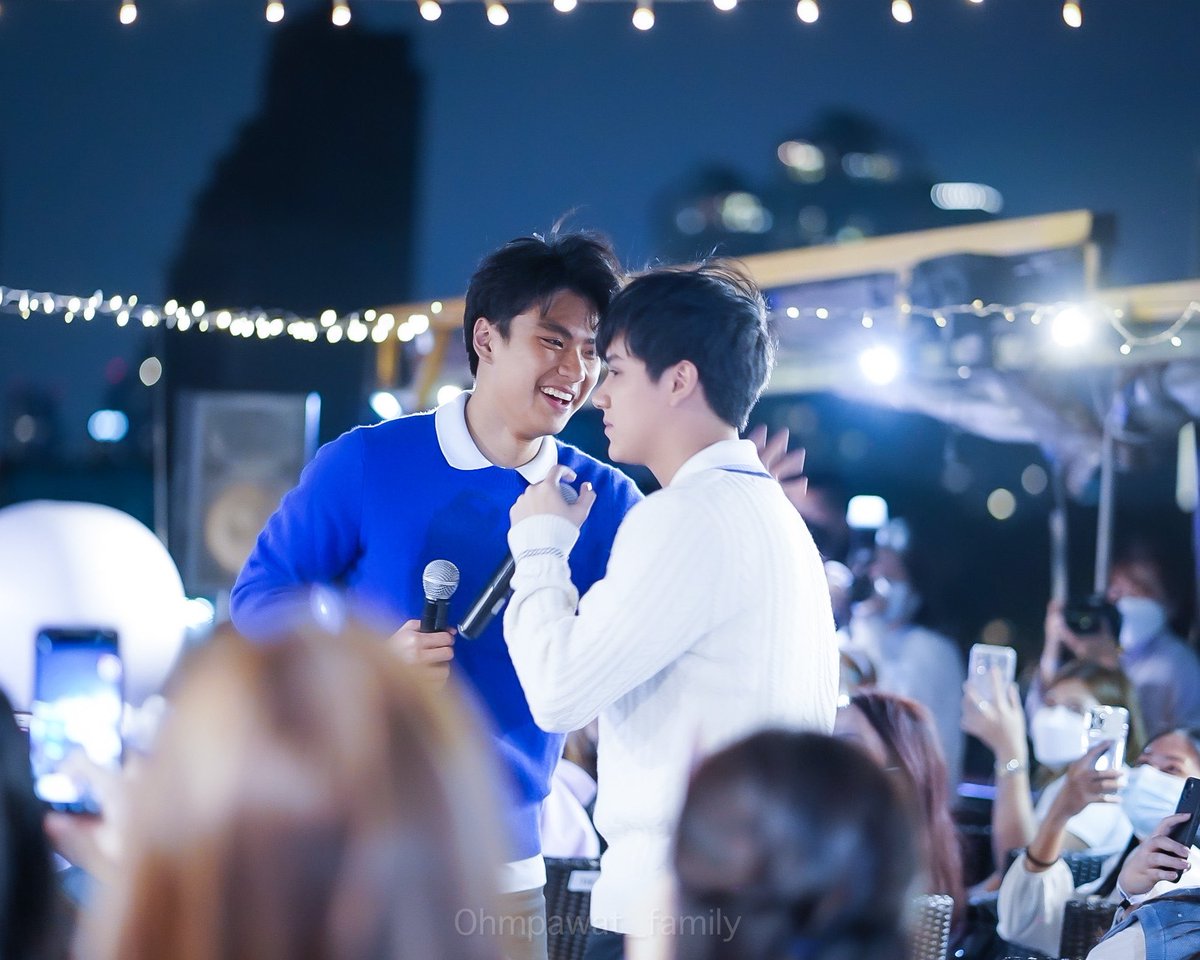 Ohmpawat_Family's tweet photo. ยินดีด้วยกับพี่นนน สำหรับ 1 M followers บน Twitter ค่า 
ขอบคุณที่มอบรอบยิ้มที่น่ารัก และดูแลพี่โอมเรามาตลอดเลยนะคะ
สู้ๆๆไปด้วยกัน อยู่ด้วยกันไปนานๆเลยน้า 🥰🥰
@mynameisnanon 
#นนนคนล้านฟอล https://t.co/3e3E0wsHm8