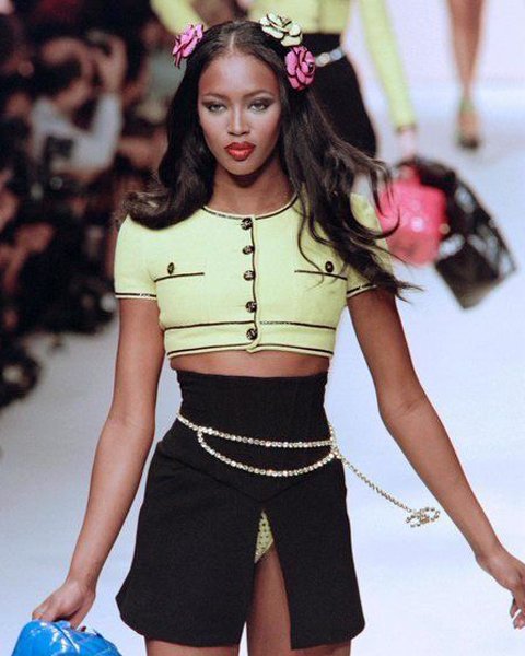 chaoticminds666's tweet photo. 90s runway models https://t.co/CnXbaOCo9E