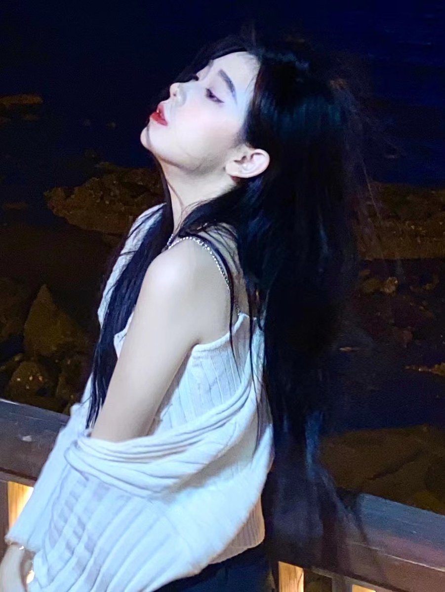 supertltl's tweet photo. 圣诞节快乐哟 #女绿 #反差 #意淫 #出卖男友 https://t.co/vw5IwnLoXf