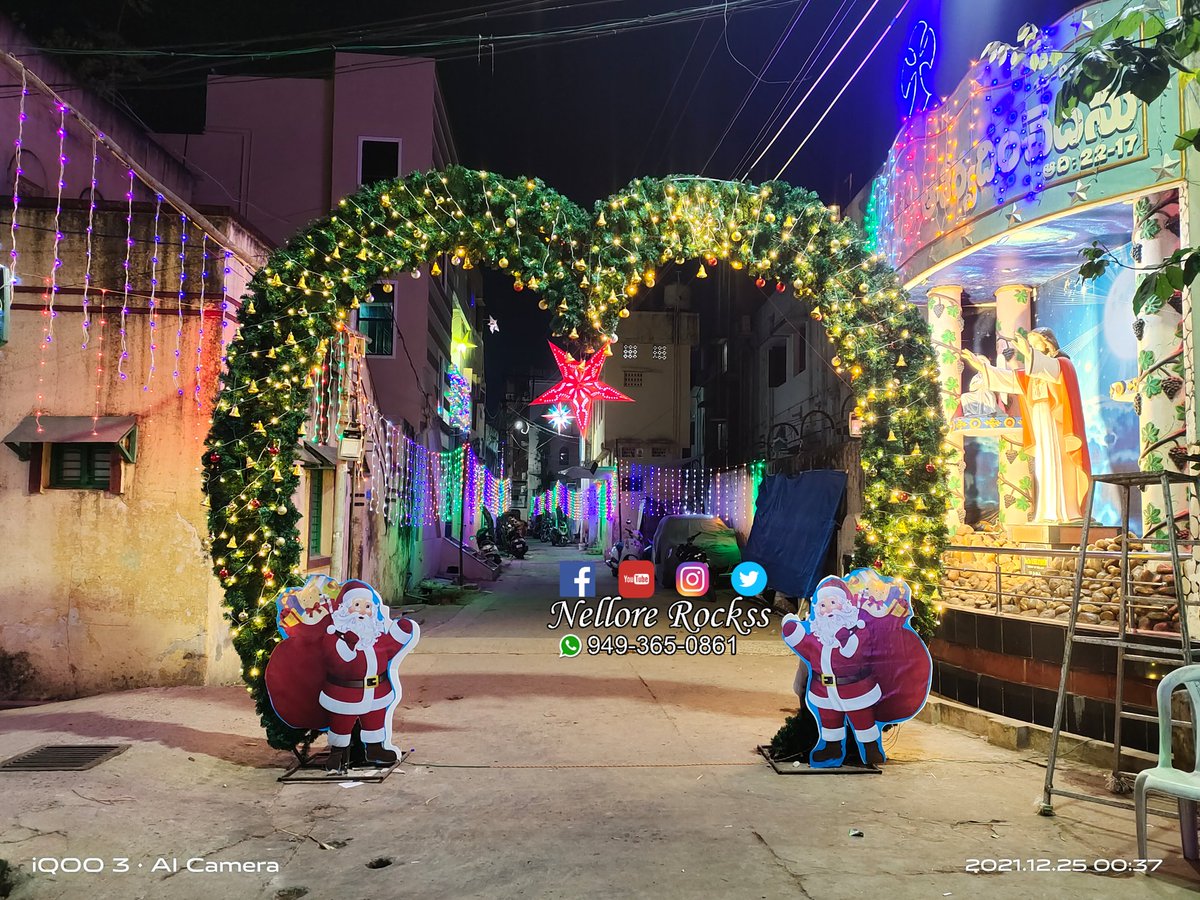 nellorerockss's tweet photo. Late Night Christmas Celebrations ( Happy Christmas 🎄⛄ 🎅 ⛪🦌🎄🌲✝️ )

Locations:
#VRC Church
#BatwadipalemChurch
St. Joseph Cathedral Santapet
And Kapatipalem streets.
#Nellore @nellorerockss 
#Nelloriens @nelloriens https://t.co/sxRr6izv4U