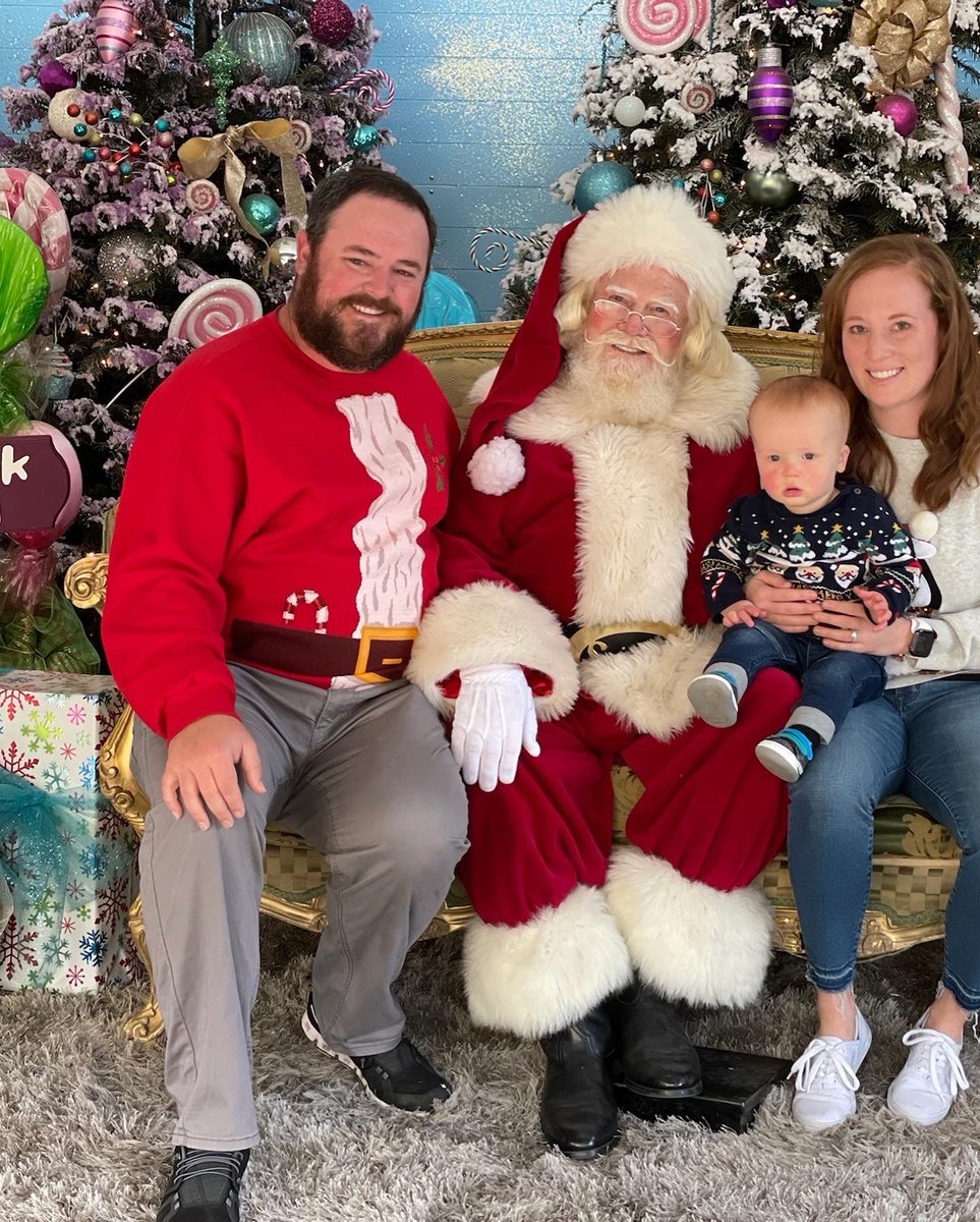 Takk73's tweet photo. Merry Christmas!! 🎄🎁 https://t.co/sPD2VCya0X