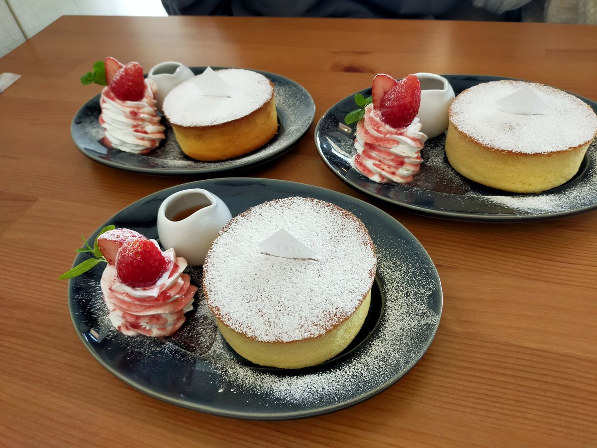 bakemonYG's tweet photo. #パンケーキ  #ATRY 
｢ATRY｣って所いってきた https://t.co/qE5dj3sPKG