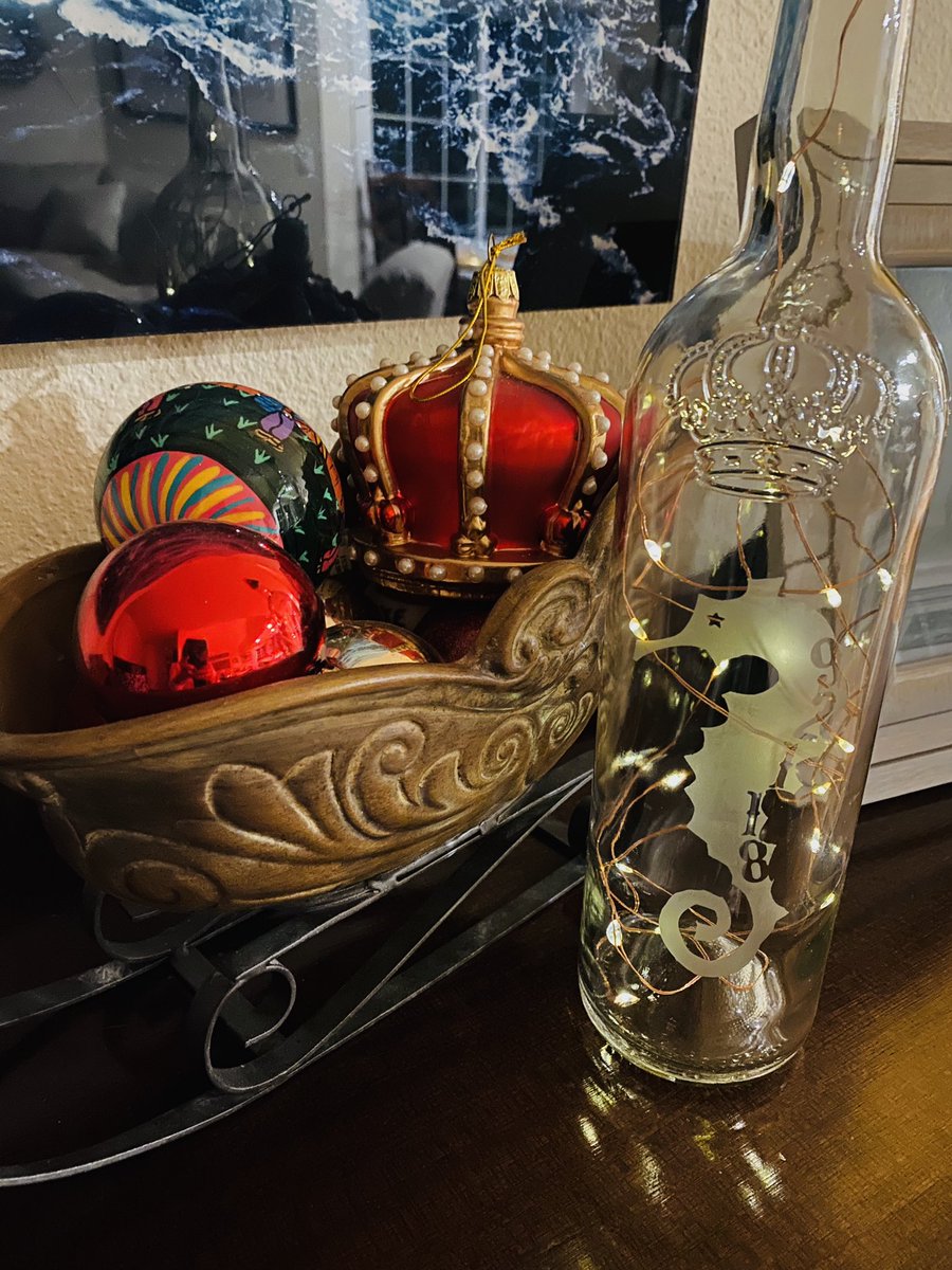 Merry Christmas Eve from the Emmes!