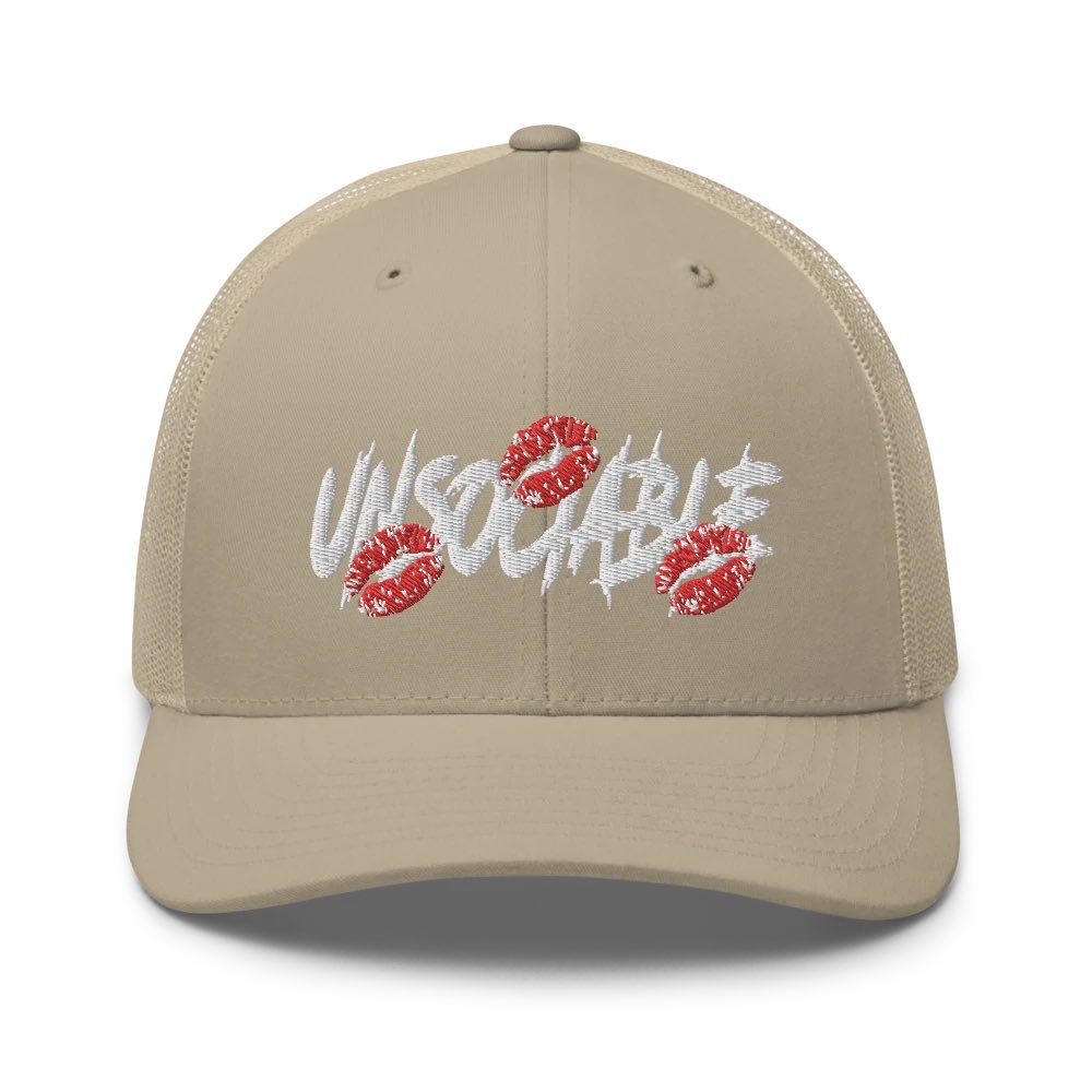 UnsociableWorld's tweet photo. GET YOUR KISS TRUCKER TODAY 

#streetwear #supreme #skater #streetfashion #fashion #revenge #ftp #bape #Yeezy #Yeezy #truckerhat #hat #clothing 

https://t.co/1K8xKaEuXb https://t.co/sRt4EHayze